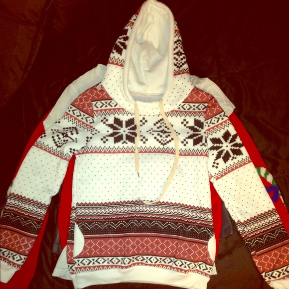 Cutest sweatshirt ever😜