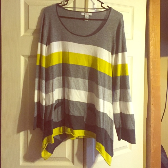 Cute sweater!!