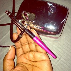 Luminess Airbrush Kit ..