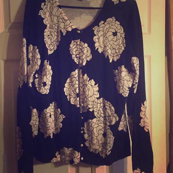 Flower print button down sweater