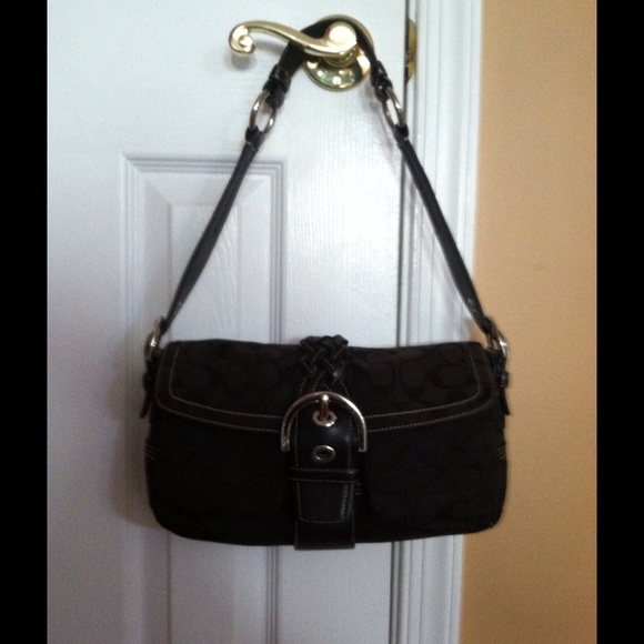 Coach Handbags - Coach shoulder bag in black