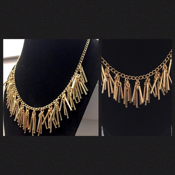 🎉 HP 🎉 T&J Designs Gold Fringe Necklace - Picture 2 of 4