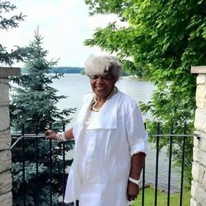 Meet your Posher, Sheila