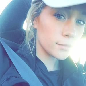 Meet your Posher, Cassandra
