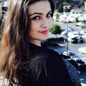 Meet your Posher, Alma