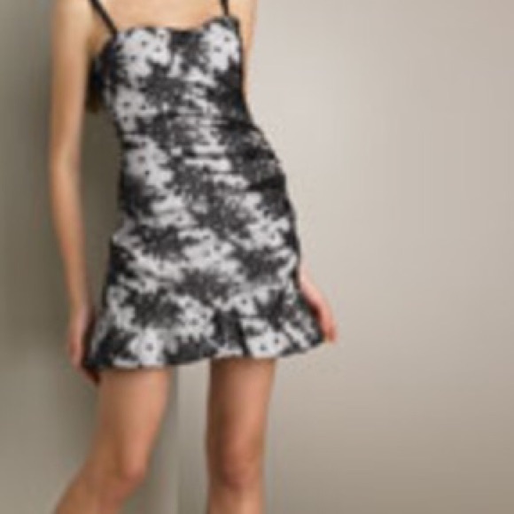 Authentic d&g strapless dress