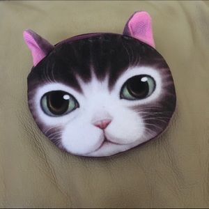 Brand new cat shaped small pouch