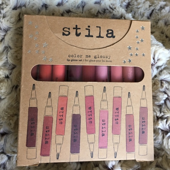 stila color me glossy lip glaze gift set