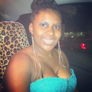 Meet your Posher, Jasmine