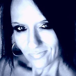 Meet your Posher, Pamela