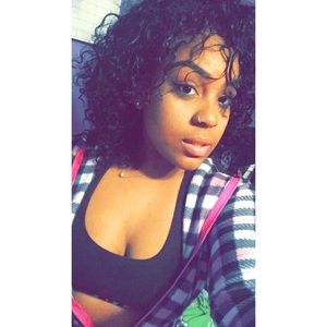 Meet your Posher, Nikaury