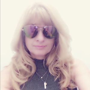 Meet your Posher, Melanie