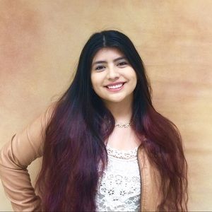 Meet your Posher, Lauren