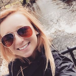 Meet your Posher, Karen