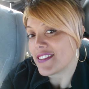 Meet your Posher, Neeka