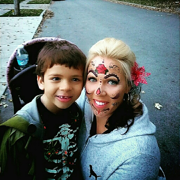 Meet your Posher, Sara - Picture 4 of 4