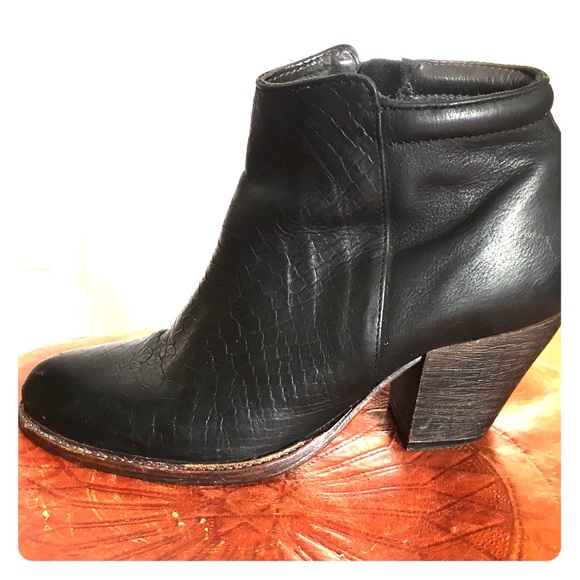 Ksubi Ankle leather boots made in Portugal $60