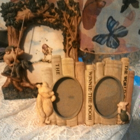 CLASSIC WINNIE  THE POOH PICTURE FRAMES