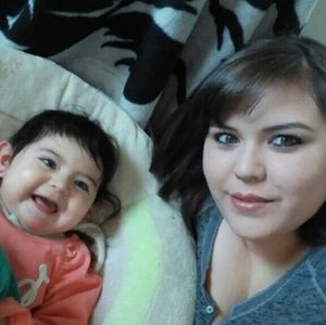 Meet your Posher, Alma