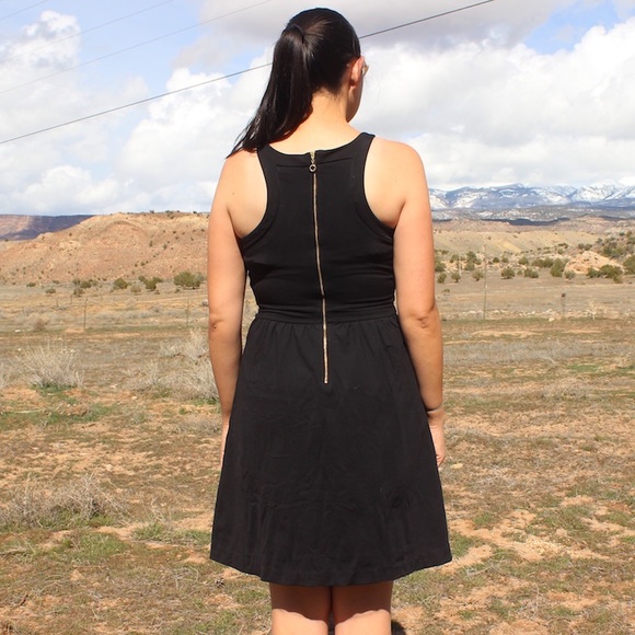 ❌SOLD❌♠️ Cynthia Rowley Cocktail Dress Black ♠️ - Picture 3 of 4