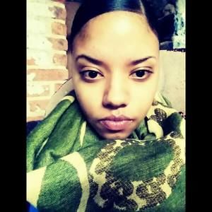 Meet your Posher, Alfonsina