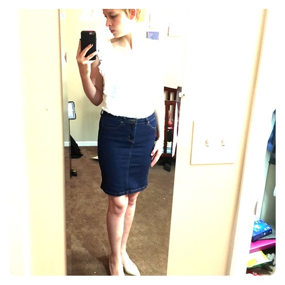 Dark denim skirt