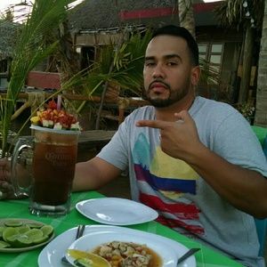 Meet your Posher, Luis