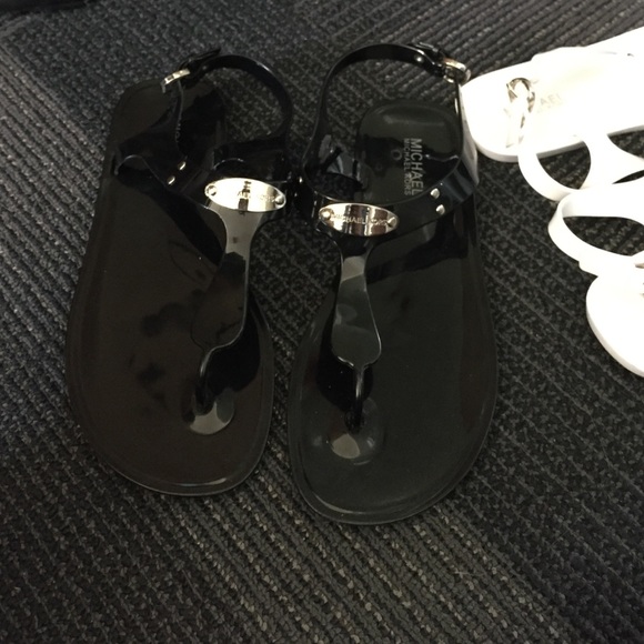Michael Kors  jelly sandals