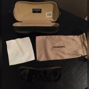 Chanel crystal CC logo sunglasses