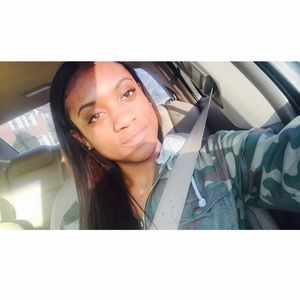 Meet your Posher, Artea