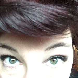 Meet your Posher, Delaney