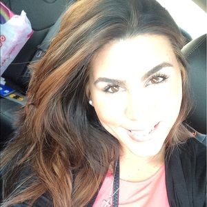 Meet your Posher, Lisa