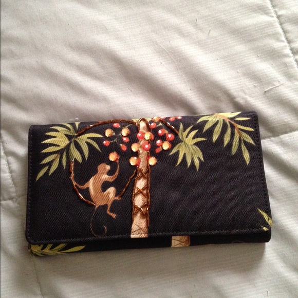 Adorably wild wallet!