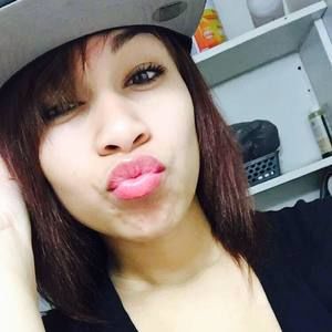 Meet your Posher, Hillary