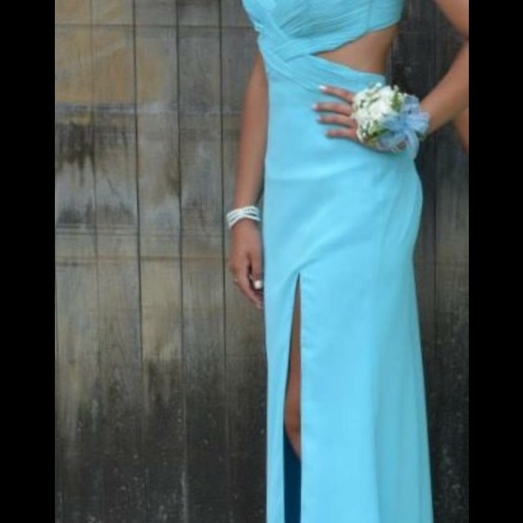 Prom Dress - Picture 3 of 3