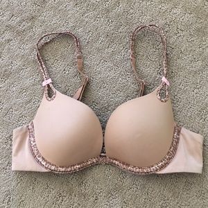 VS bra size 32A