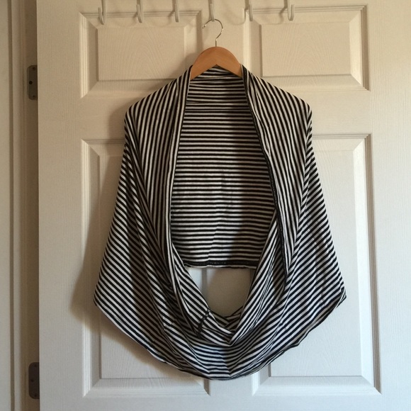 Striped Infinity Scarf - Picture 3 of 4