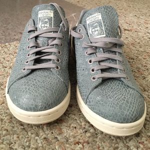 Adidas grey Stan Smith suede snakeskin sneakers
