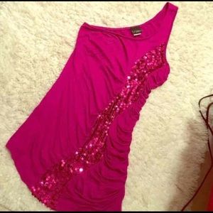 Daytrip one shoulder strap shirt