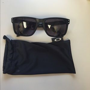Oakley AUTHENTIC sunglass