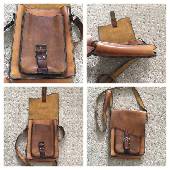 🚫🚫SOLD Vintage leather distressed crossbody - Picture 4 of 4