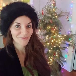 Meet your Posher, Anna rose