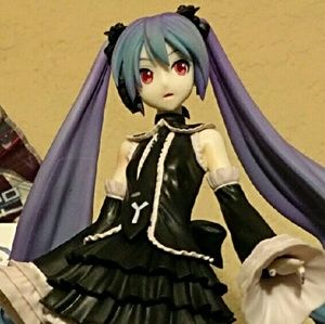 Meet your Posher, Kim