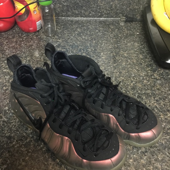Gym GreenMen's Nike Foam Posits