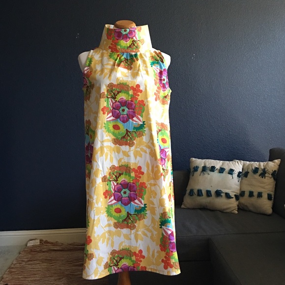 Parsimony Dresses & Skirts - 🌸🌻 Floral swing dress