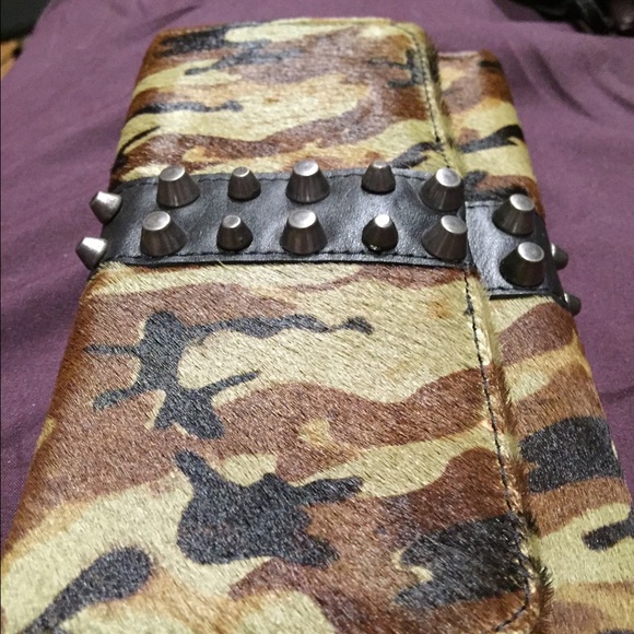 Camouflage Wallet with Spikes