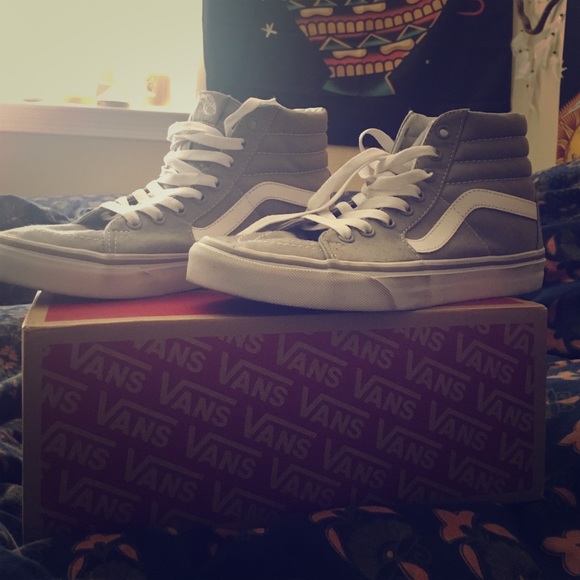 Brand New grey Vans size 8.5 women's