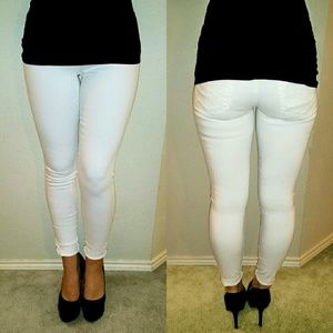 AG ADRIANO GOLDSCHMIED White Skinny Jeans