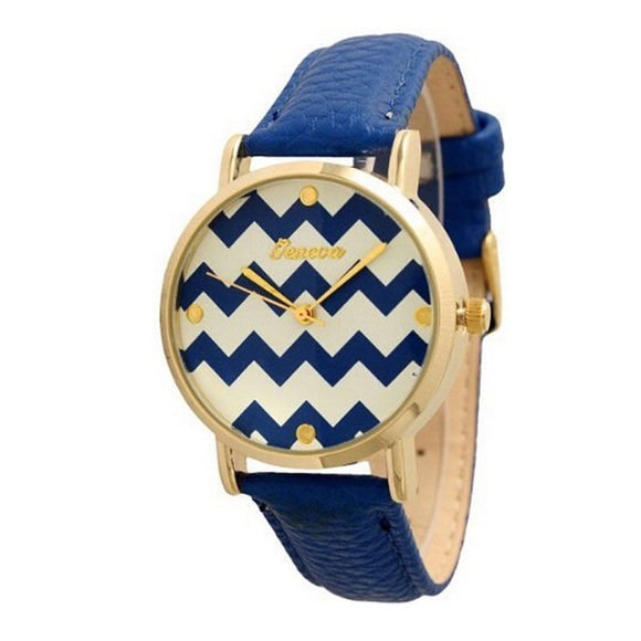 Beautiful brand new blue chevron watch! - Picture 1 of 2
