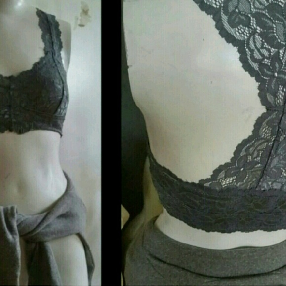 Aisha's - Picture 4 of 4